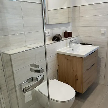Apartment Am *